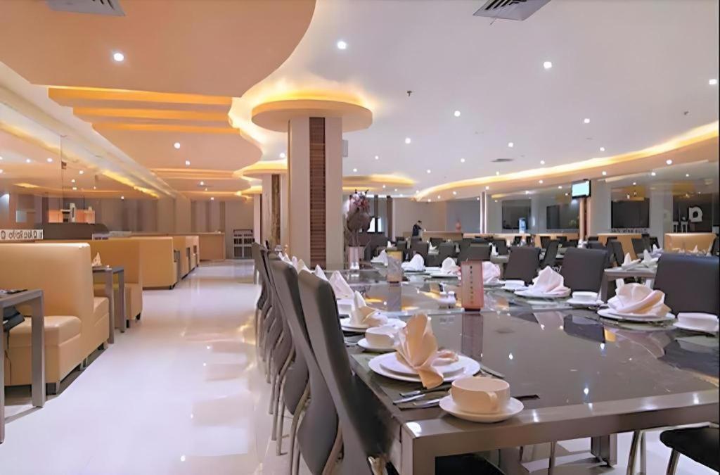 Aria Barito Hotel Banjarmasin  Eksteriør billede