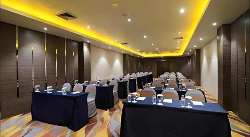 Aria Barito Hotel Banjarmasin  Eksteriør billede